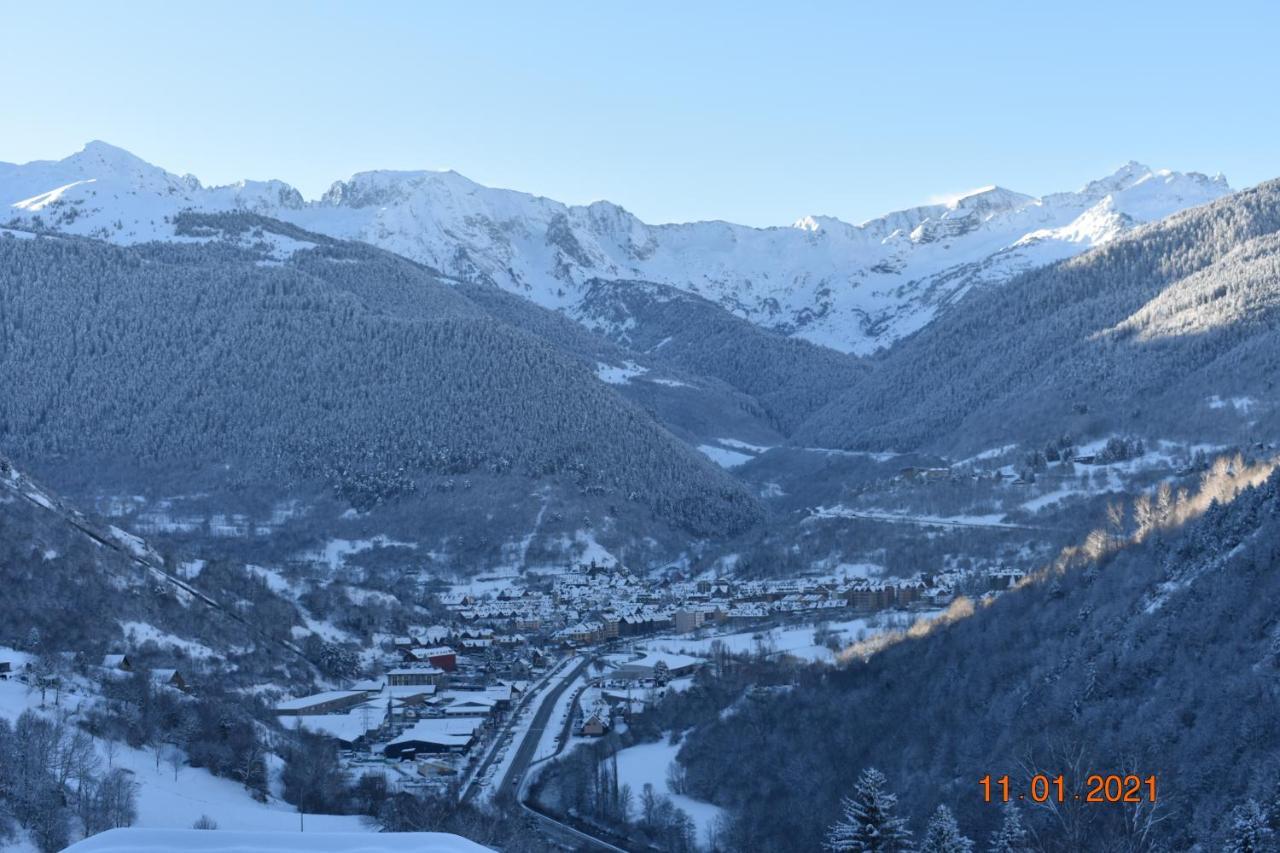 Vista Baqueira Apartment Веля Екстериор снимка